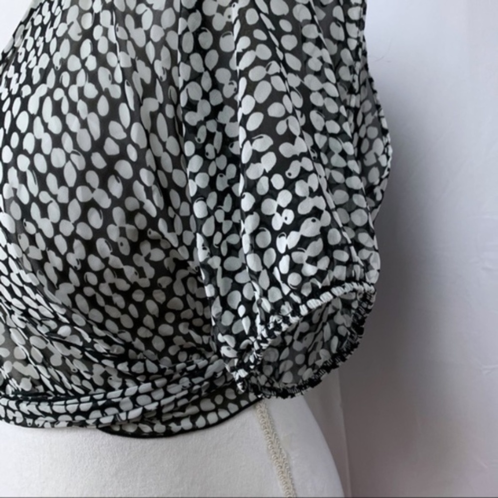 FreshMint women's deep v neck black & white sheer crop top w tie, medium - Picture 2 of 6